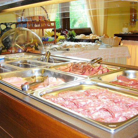 Hotel Smeraldo Lazise Bagian luar foto
