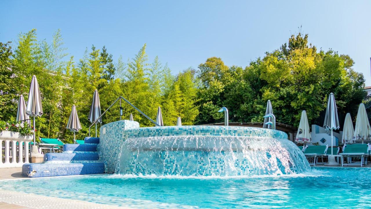 Hotel Smeraldo Lazise Bagian luar foto