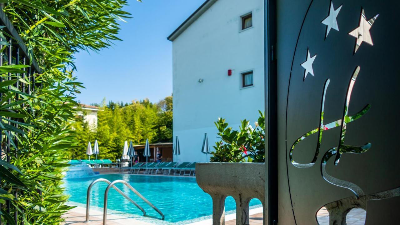 Hotel Smeraldo Lazise Bagian luar foto