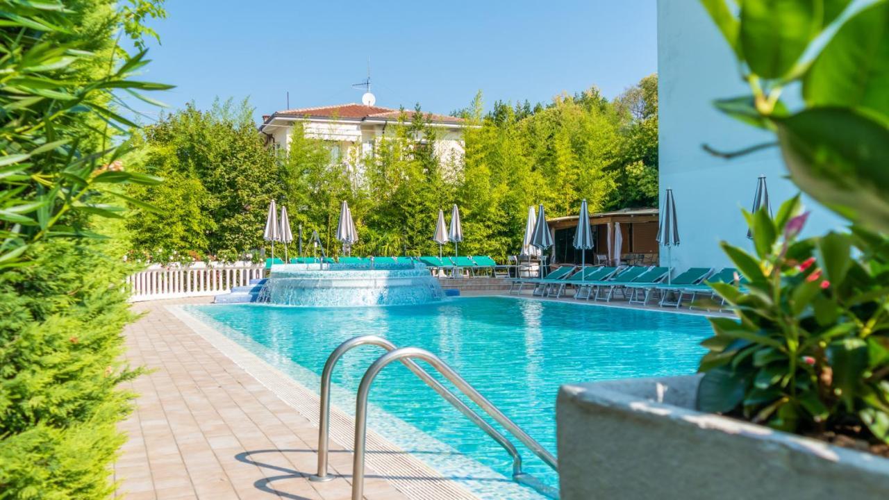 Hotel Smeraldo Lazise Bagian luar foto