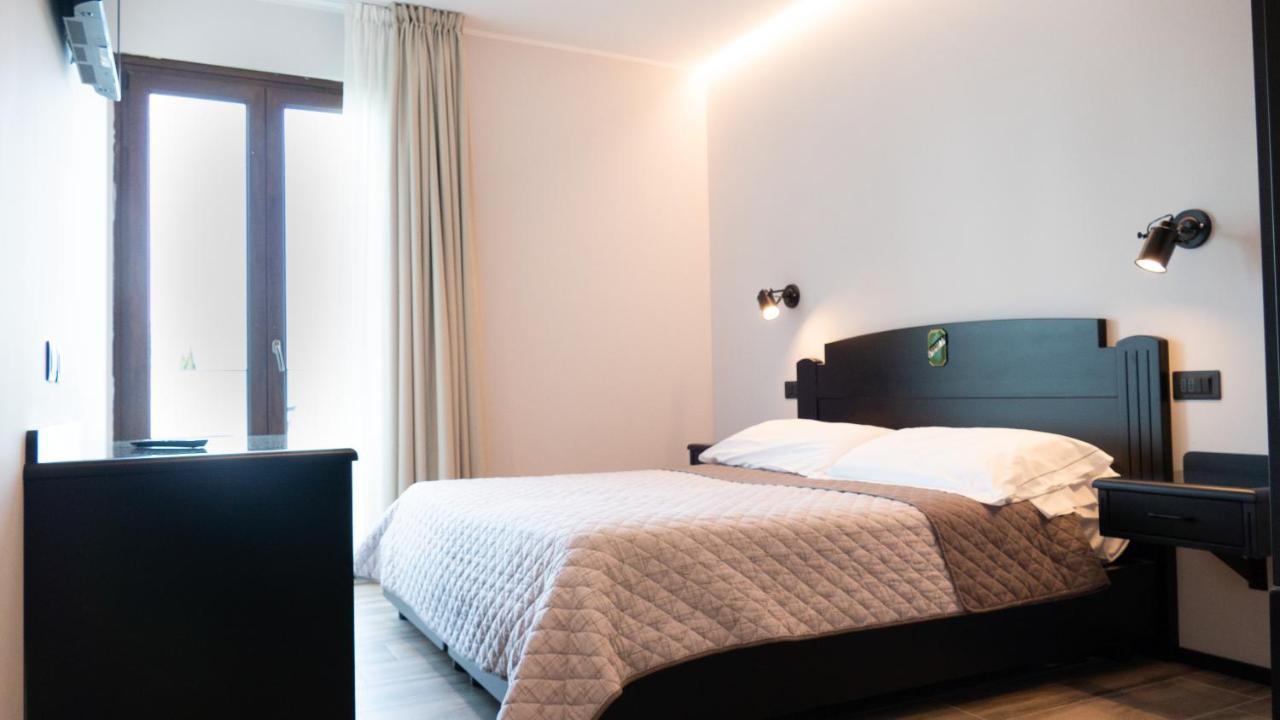 Hotel Smeraldo Lazise Bagian luar foto