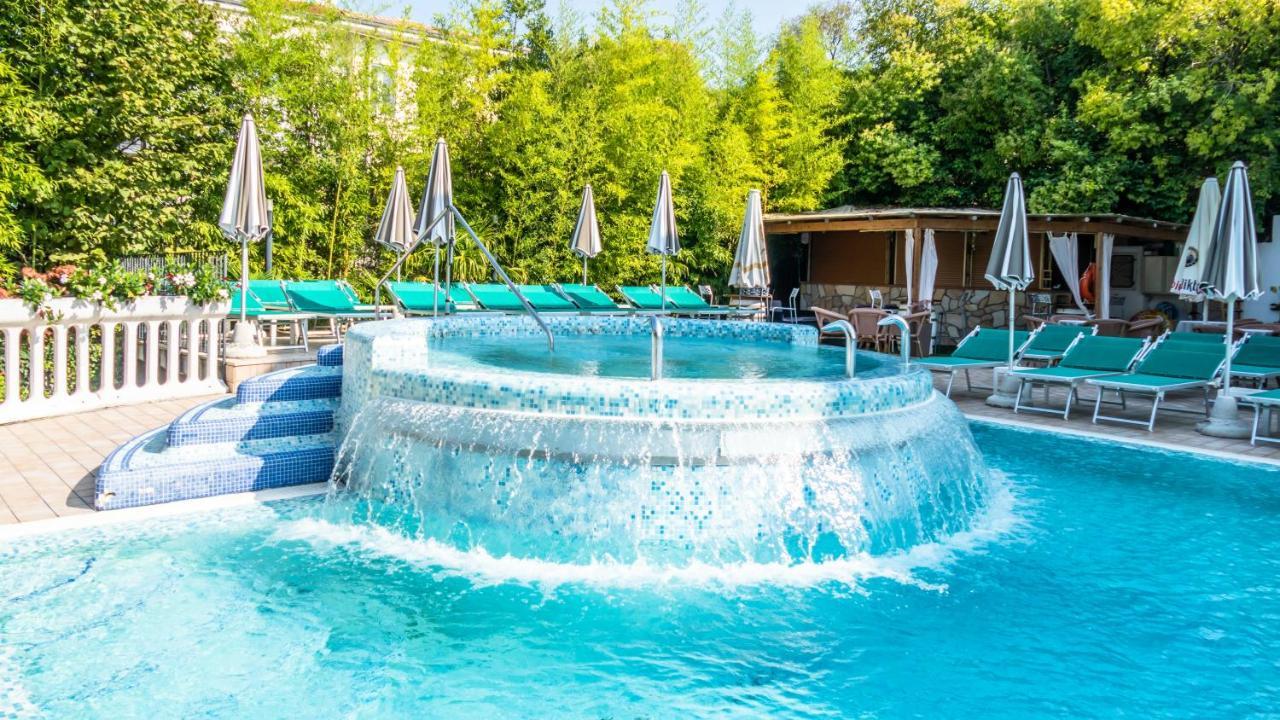 Hotel Smeraldo Lazise Bagian luar foto